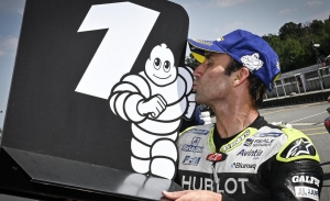 Johann Zarco da la sorpresa y se lleva la pole de MotoGP en Brno