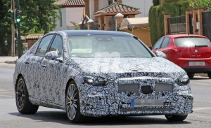 El futuro Mercedes-AMG C 53 Berlina se deja ver por primera vez