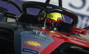 Oliver Rowland logra la penúltima pole de la 'Season Six' de la Fórmula E