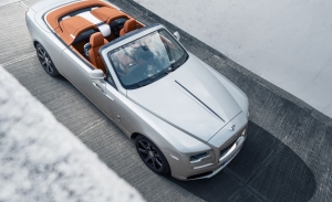 Rolls-Royce desvela el exclusivo Dawn Silver Bullet de edición limitada