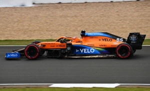 Sainz, fuera de la Q3 ocho meses después: «Nos hemos estancado»
