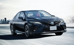 El nuevo Toyota Camry Black Edition celebra el 40º aniversario del modelo