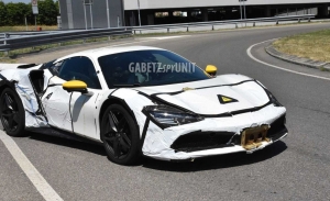 Esta insólita mula híbrida es mitad Ferrari 488 GTB mitad Ferrari SF90 Stradale