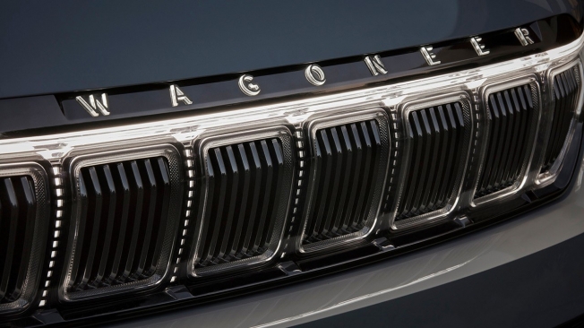 Jeep Grand Wagoneer Concept - frontal