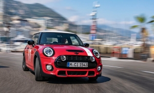 El nuevo MINI Paddy Hopkirk Edition es una oda a la primera victoria en Montecarlo
