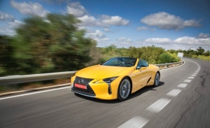 Prueba Lexus LC 500 Cabrio 2020: conducción coupé, pero a cielo abierto