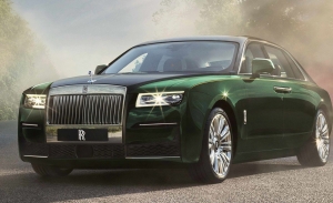 Rolls-Royce Ghost Extended 2021, espacio adicional para el cliente más exigente