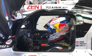 El Toyota #8 se pone a punto en el mojado warm up de Le Mans