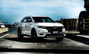 DS 7 Crossback Performance Line 2021, un nuevo color con mucha deportividad