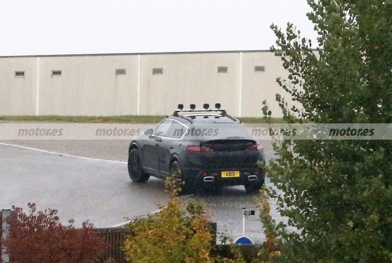 porsche-macan-electrico-fotos-espia-2022-202071988-1603104896_9.jpg