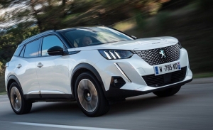 La gama 2021 del Peugeot e-2008 ya está aquí, estrena niveles de acabado y precios