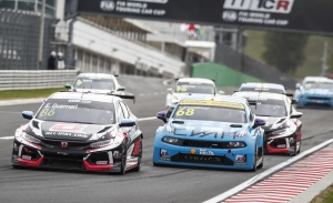 Yann Ehrlacher y Esteban Guerrieri, duelo a dos por el título del WTCR
