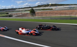 Alex Lynn manda en el segundo día de test en Cheste