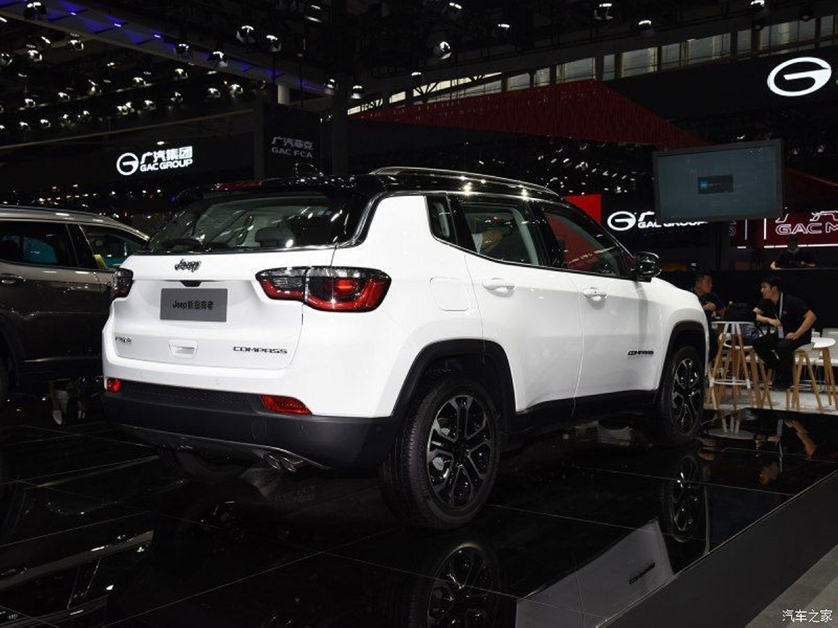 jeep-compass-2022-salon-guangzhou-oficial-202072977-1605871711_3.jpg