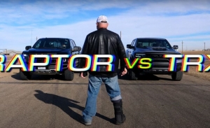 Duelo off-road extremo: RAM 1500 TRX vs. Ford F-150 Raptor