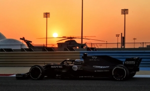 Los test de Fernando Alonso con Renault en Bahréin y Abu Dhabi, en vídeo