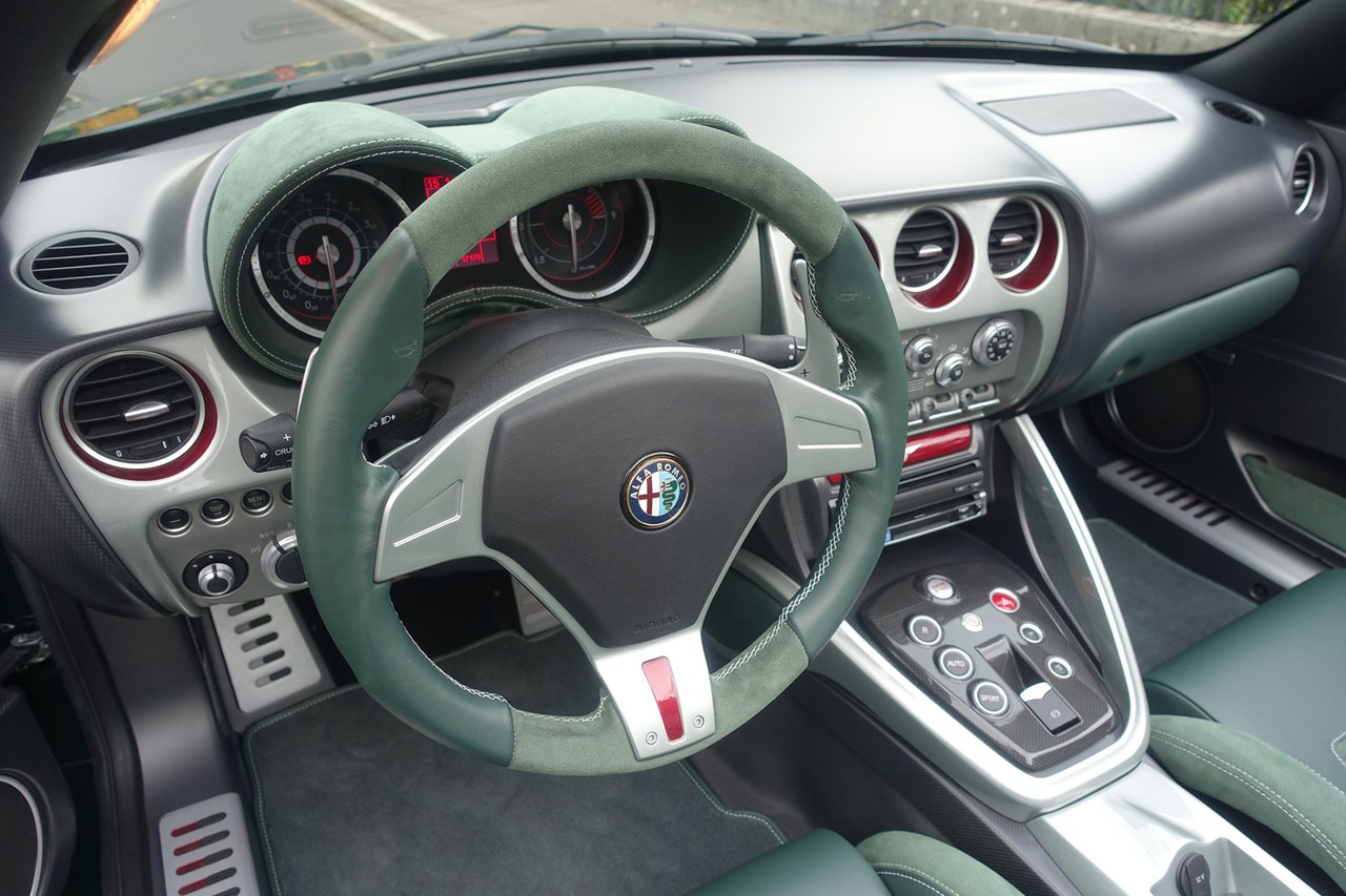 Miniature Alfa Romeo Touring Disco Volante Spyder 2016 Verte - Échelle 1/43 Matrix