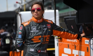 Simona de Silvestro regresa a la Indy 500 con el apoyo técnico de Penske