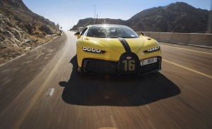 El Bugatti Chiron Pur Sport demuestra su agilidad en Dubai con un nuevo color