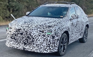 El Lexus NX 2022 empieza sus pruebas posando en fotos espía en Estados Unidos