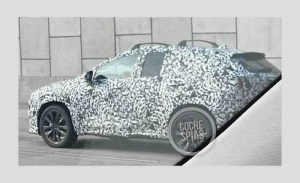 Primeras fotos espía del futuro Mazda CX-50 2022, ruedan los prototipos del SUV coupé