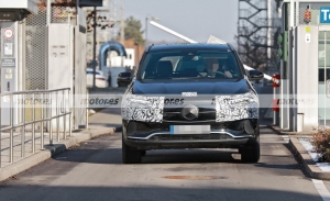 El Mercedes EQA 250 se deja ver en sus últimas fotos espía y pruebas
