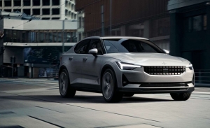 El Polestar 2 más barato llegará en el verano de 2021, la tracción delantera gana enteros