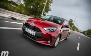 ¿Cuánto tiempo circula en modo 100% eléctrico un coche híbrido de Toyota?
