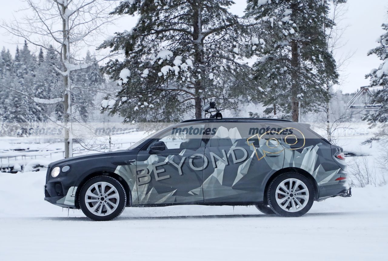 Foto espía Bentley Bentayga LWB 2022 - exterior