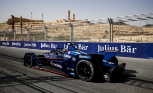 Robin Frijns se hace con una atípica pole en el ePrix de Ad-Diriyah