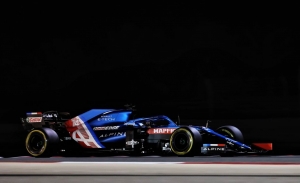 Alonso hace balance de su primer día con el Alpine A521: «Se comportó muy bien»