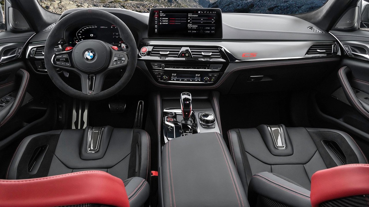 BMW M5 CS - interior