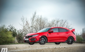 Prueba Honda Civic Type R GT, un dinosaurio en un mundo electrificado