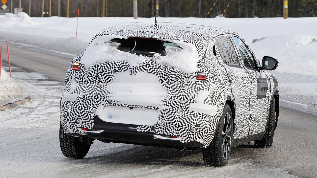 renault-megane-evision-fotos-espia-202175929-1614856373_16.jpg