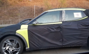 Los prototipos de pre-producción del Genesis GV60 2022, cazados en nuevas fotos espía