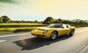 El Lamborghini Miura SV celebra su 50° aniversario