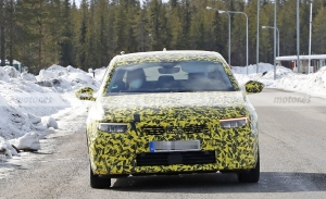 Nuevas fotos espía muestran al Opel Astra 2022 en las pruebas de invierno