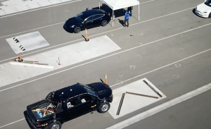 Descubren un RAM 1500 TRX en el interior de la fábrica de Tesla en Fremont