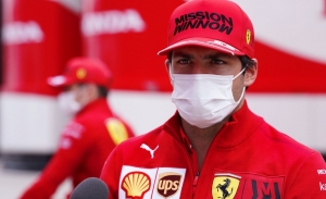 Sainz, a favor de las carreras sprint de los sábados: «Los pilotos queremos correr»