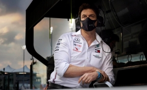 Toto Wolff aclara sus palabras sobre Zak Brown y Christian Horner