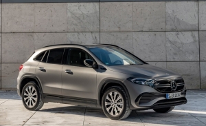 Llega la tracción total 4MATIC al Mercedes EQA, dos versiones con precios en Alemania
