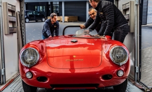 El Porsche 550 Spyder rescatado de un contenedor ya se encuentra en Europa