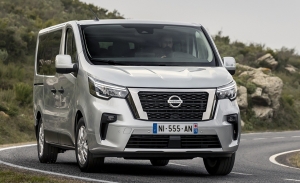Nissan NV300 Combi 2021, la renovada furgoneta ya tiene precios en España