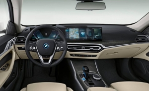 El tecnológico interior del nuevo BMW i4 filtrado por completo