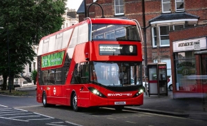 BYD y ADL firman el mayor pedido de autobuses eléctricos de Reino Unido