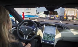 Un nuevo estudio vuelve a confirmar que los usuarios no se fian de los coches autónomos