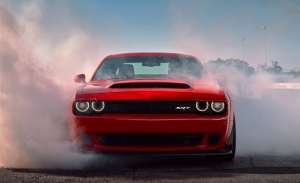 Un concesionario ha escondido más de una docena de Dodge SRT Demon a estrenar
