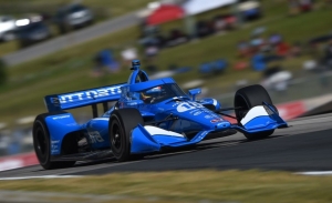 Gran victoria de Álex Palou en Road America tras la avería de Newgarden