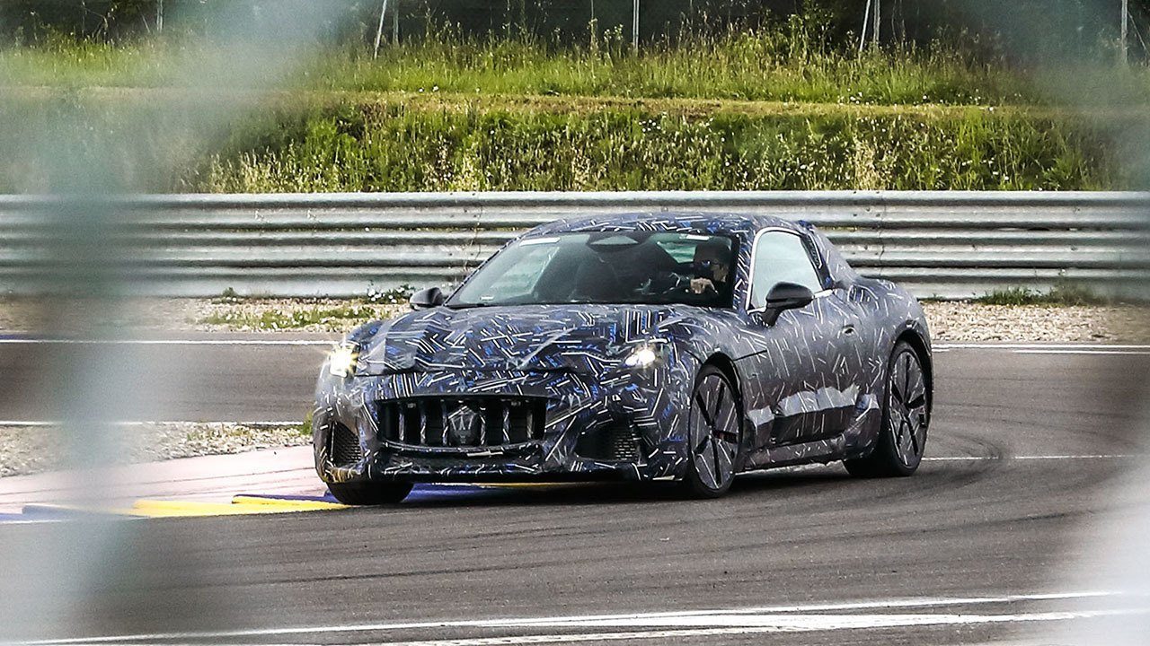 maserati-granturismo-2022-fotos-espia-202178907-1623943880_5.jpg