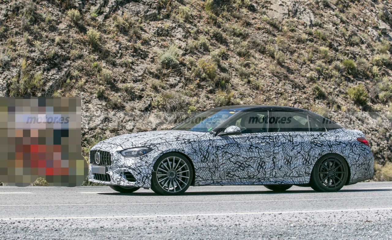 mercedes-amg-c-63-prototipo-camuflaje-fotos-espia-202179046-1624382580_8.jpg
